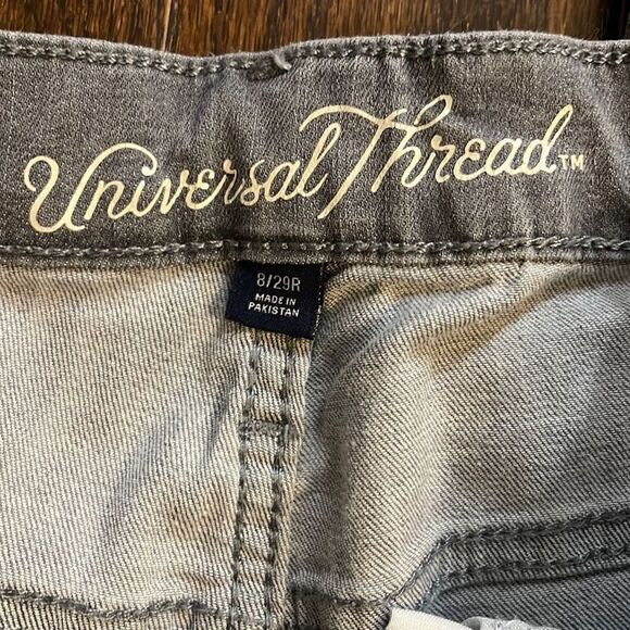 Universal Thread Gray Straight‎ Leg Denim Jeans Women’s Size 8 - Picture 3 of 9